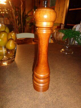 Vtg. Mr. Dudley Turned Solid Wood Pepper Mill 10.5" Grinder Tall Brown